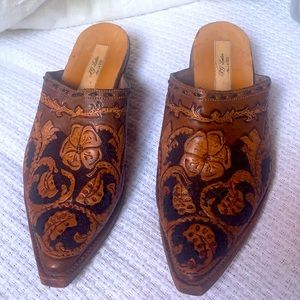Hand tooled Western Floral leather Mules 8.5
